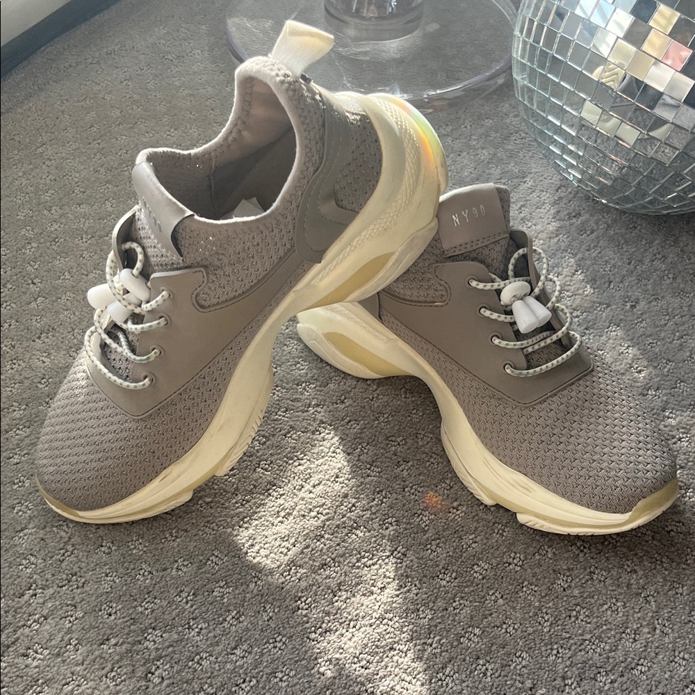 Steve Madden Taupe/Gray and Cream Sneakers NEW